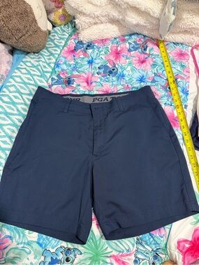 PGA Tour Navy Blue men  Golf Shorts size 34